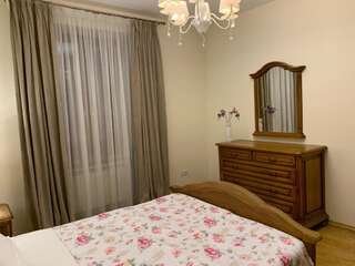 Апартаменты Apartment at the heart of Lviv Львов Улучшенные апартаменты-25